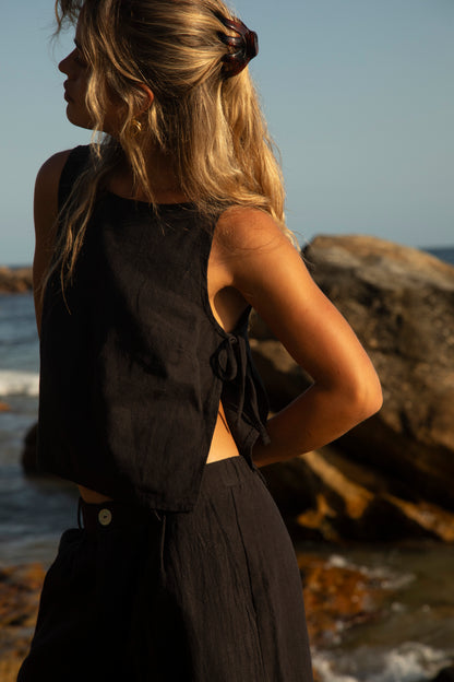 Tie-Side Squid Black Linen Top