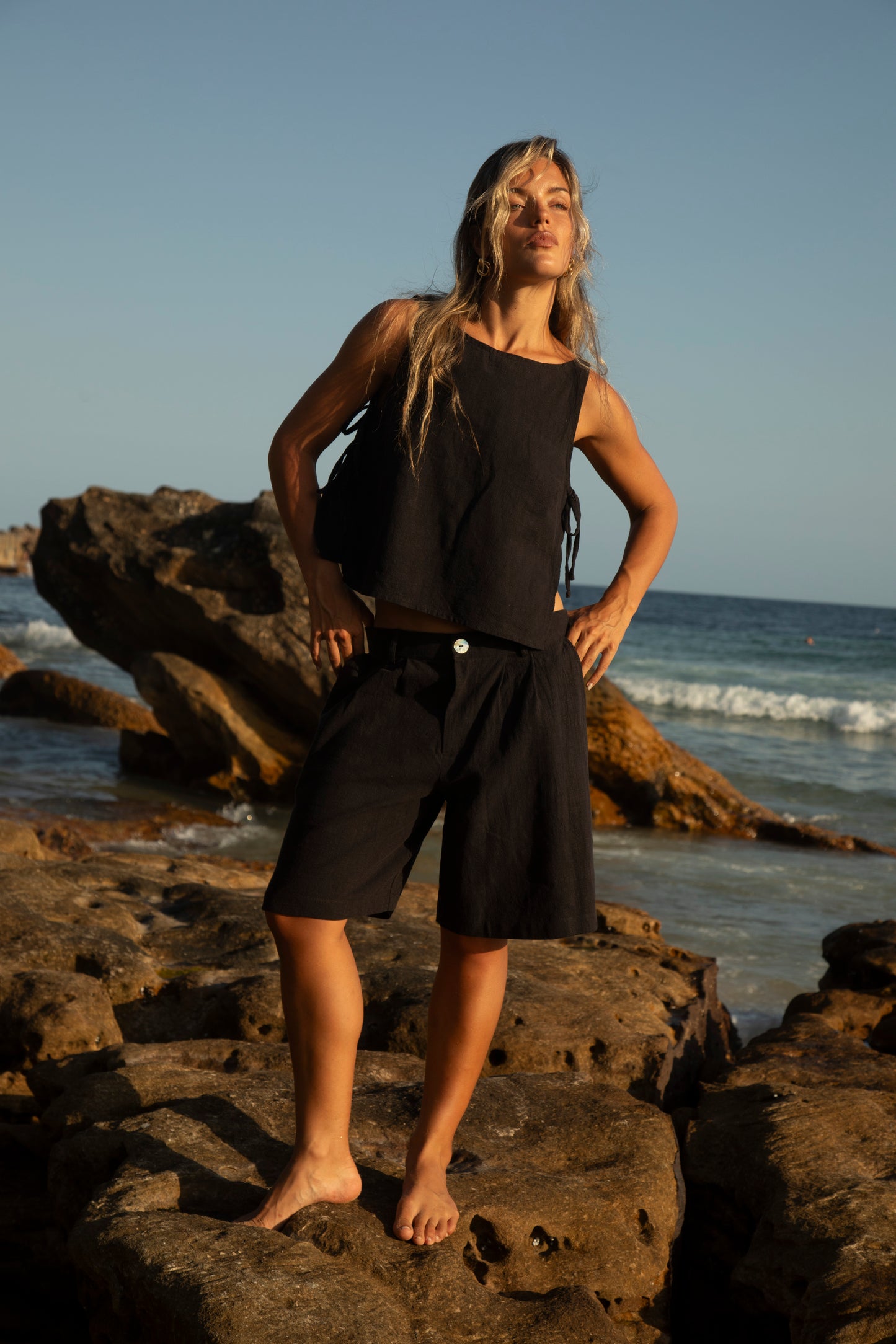 Tie-Side Squid Black Linen Top