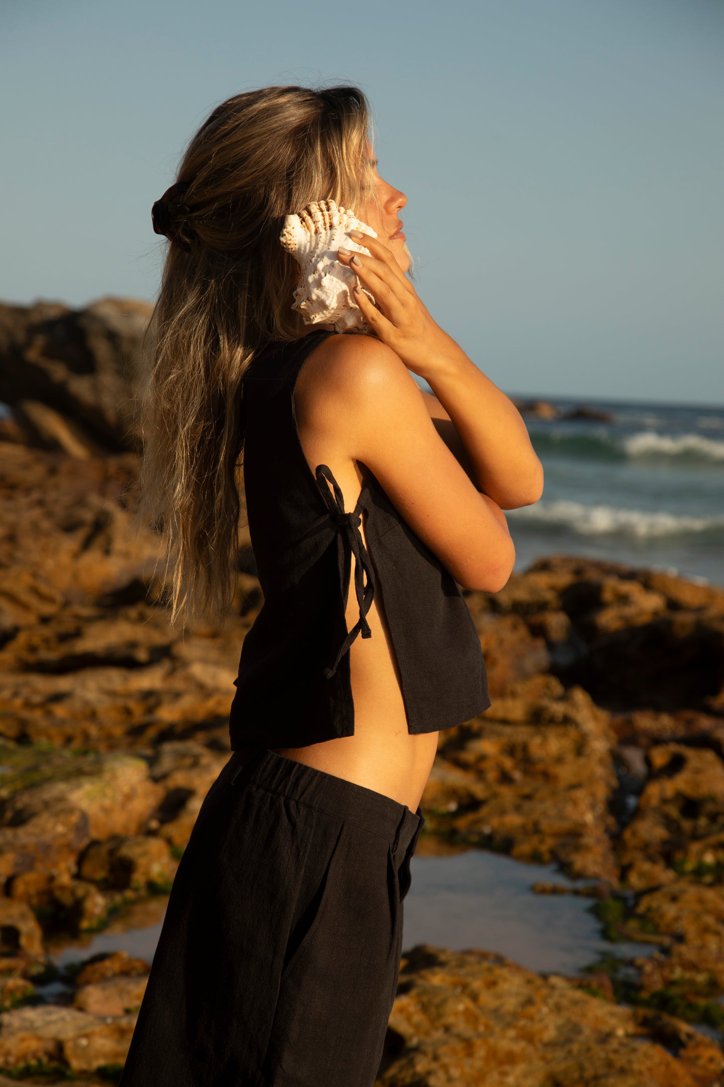 Tie-Side Squid Black Linen Top