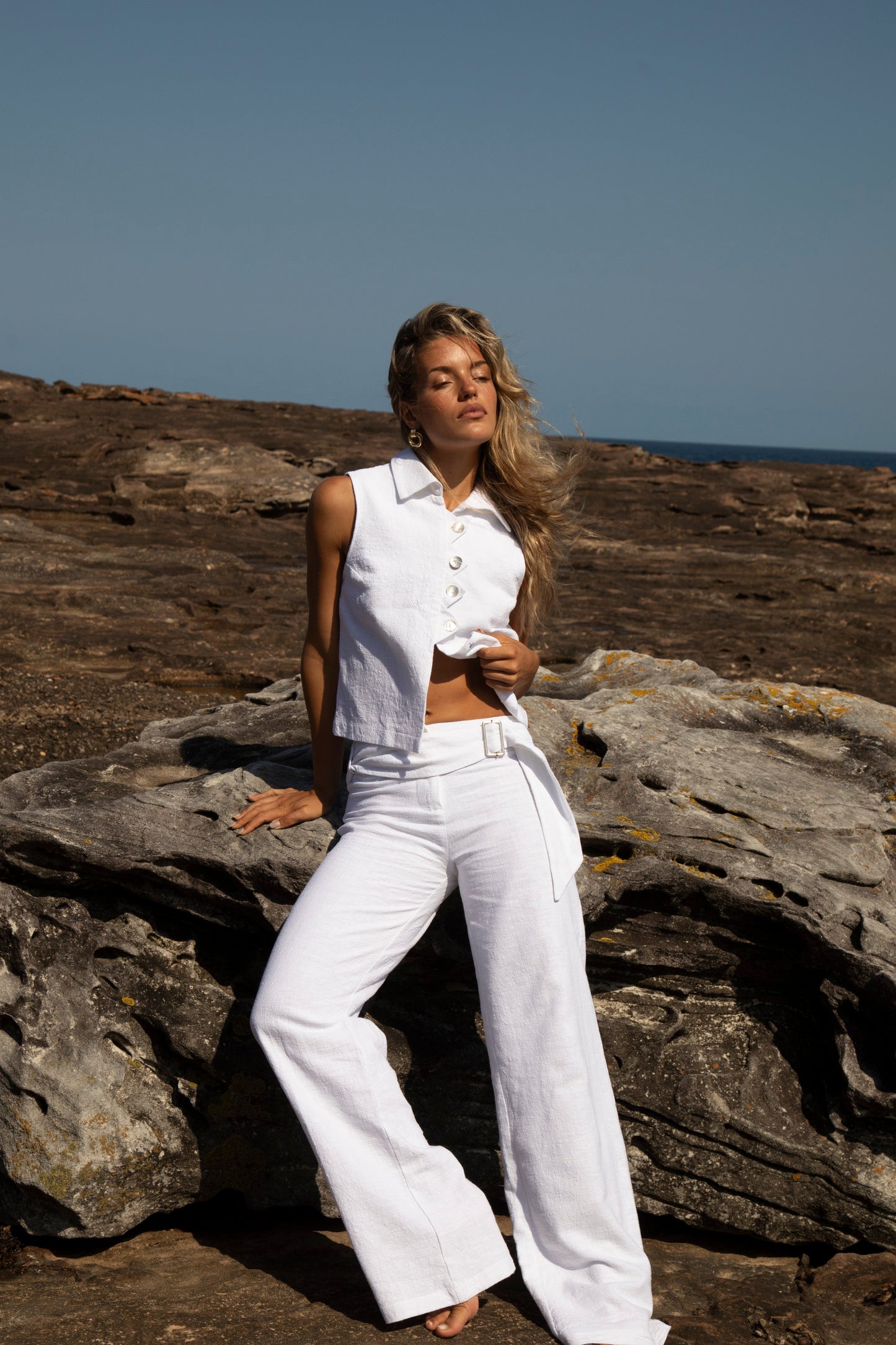 Washed White Zóni Squid Linen Trousers