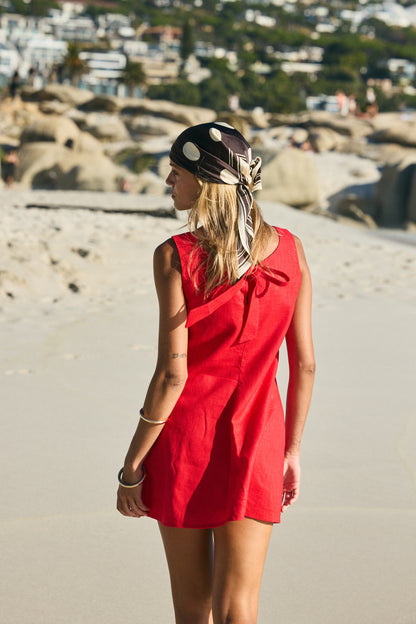 V-Neck Tóxo Sassy Mini Dress, Red