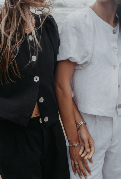 Puffy Squid White Linen Blouse