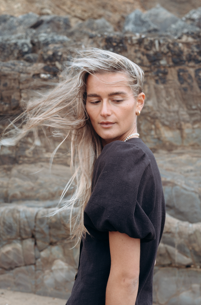 Puffy Squid Black Linen Blouse