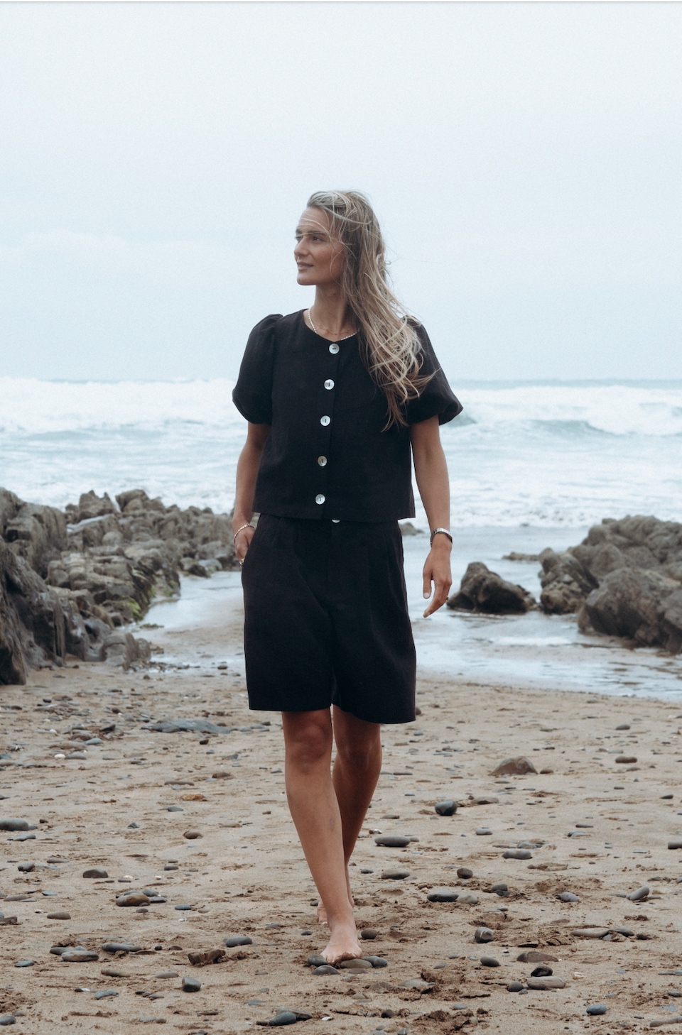 Black Squid Linen Boyfriend Shorts