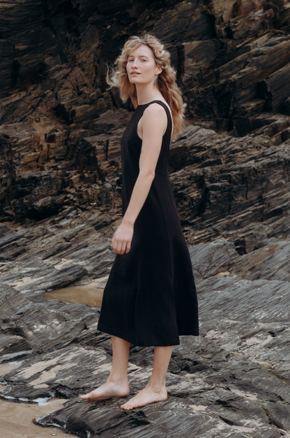 Sample Black Washed Linen Midi Sassy Dress
