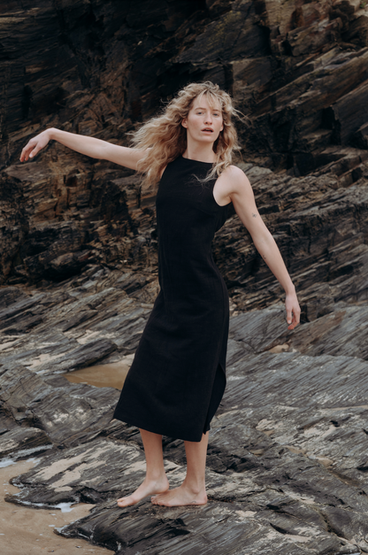 Sample Black Washed Linen Midi Sassy Dress