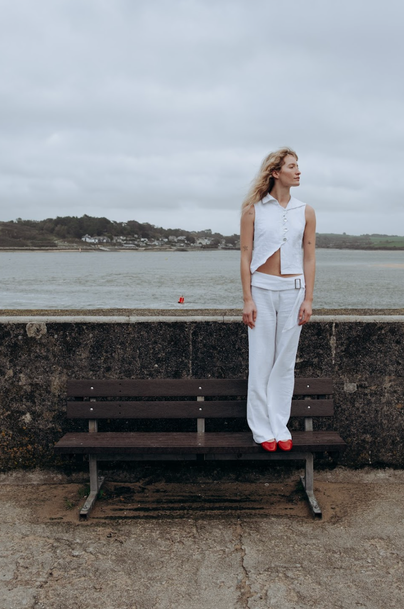 Washed White Zóni Squid Linen Top