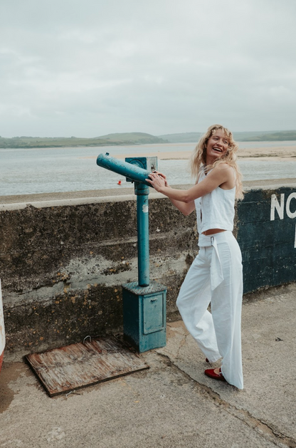 Washed White Zóni Squid Linen Trousers
